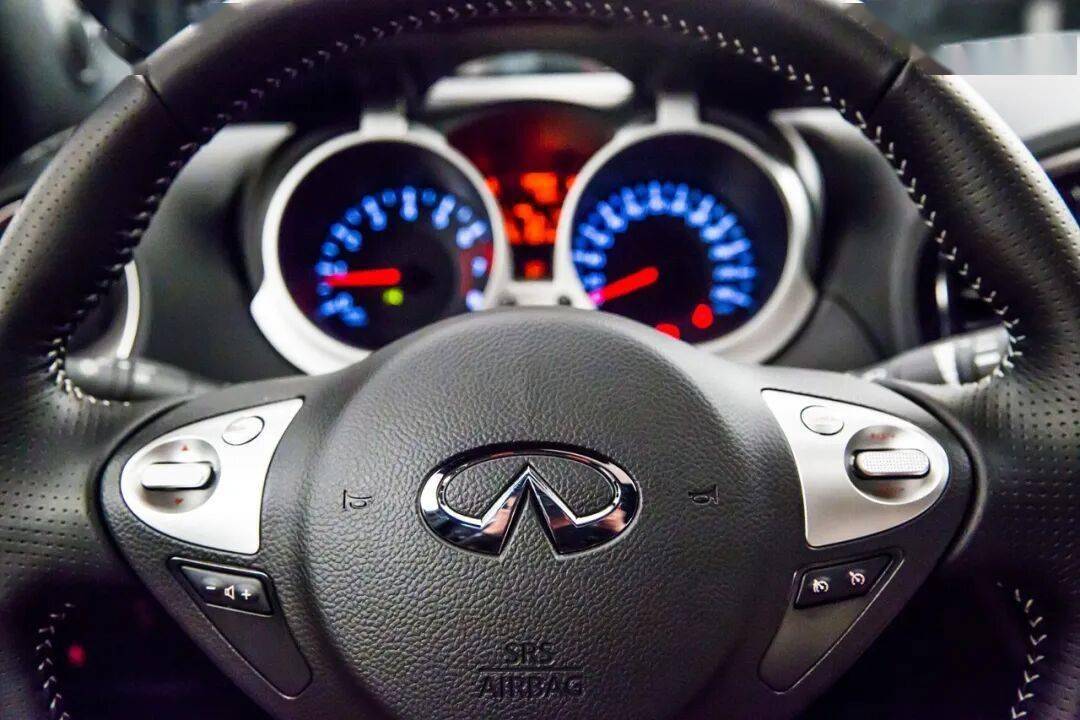 11年前的英菲尼迪ESQ操控是同級標桿,但設計很重口味