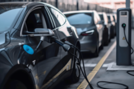 新能源“爛尾車”的走紅,是一場由現實倒逼出的消費智慧,也是一面映照產業病灶的鏡子