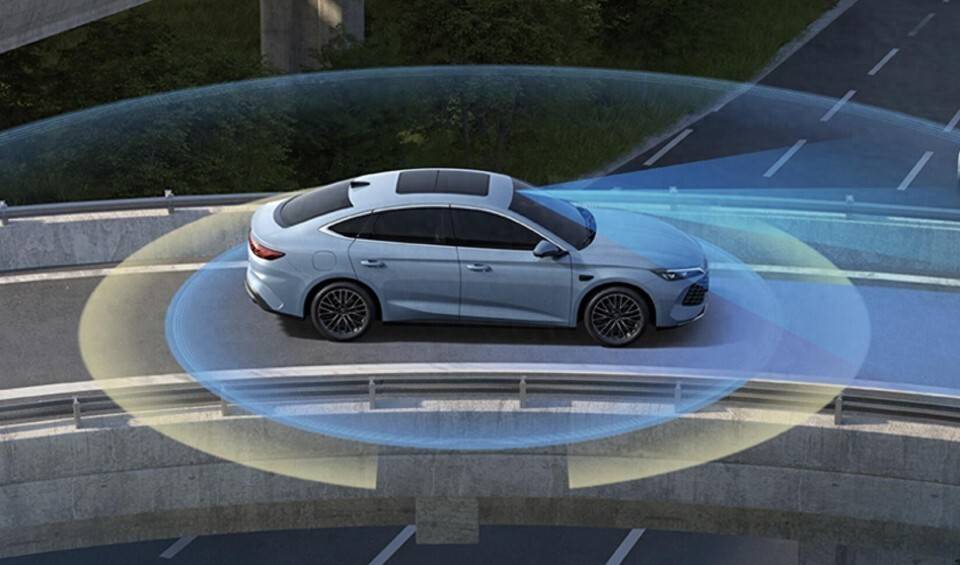 比亞迪放大招了?這些車型又升級了,ETC能自己過,比肩華為ADS